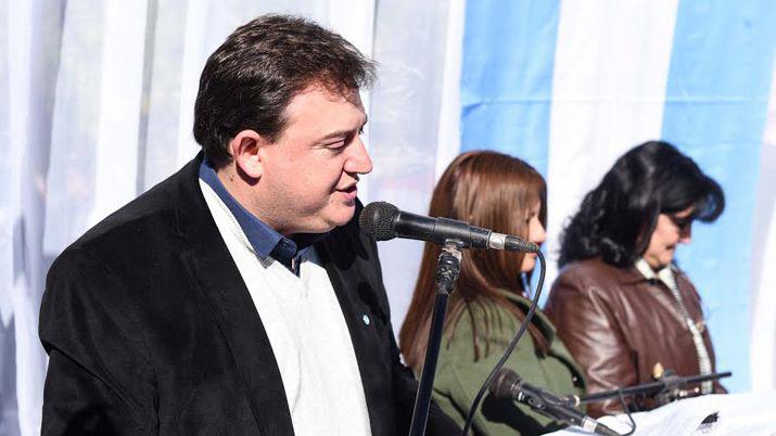 Emotivo acto por el Diacutea de la Bandera en Loreto