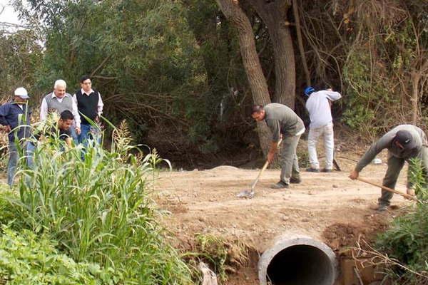La provincia construyoacute puentes en Cantildeada Escobar
