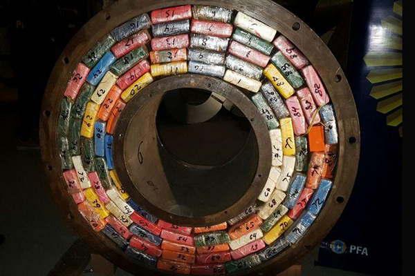 Indagan a los 17 detenidos por el traacutefico de 2 t de cocaiacutena