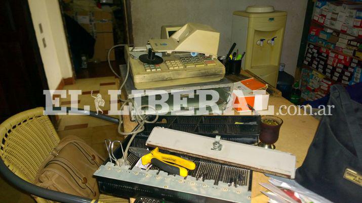 Asaltan y dejan maniatada a una comerciante