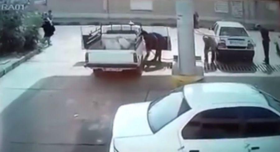 Increiacuteble- Explota un tanque de gas y se salva de milagro