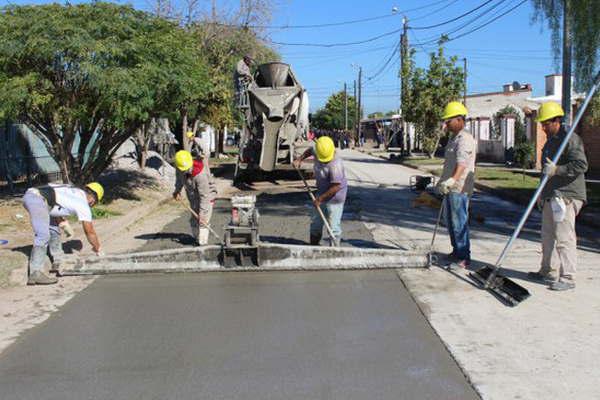  Licitaron obras de pavimentacioacuten para el barrio Villa del Carmen