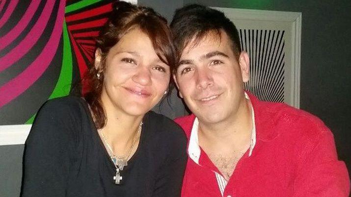Denunció a su pareja lo llamaron maricón y ella lo mató