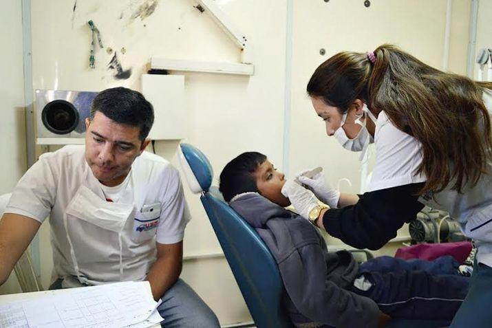 Operativo de salud en el barrio Los Lagos
