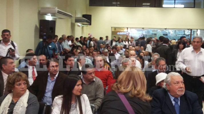 Mujeres de diversos espacios políticos apoyaron la proclamación