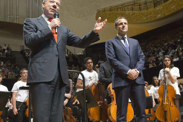 Juan Manuel Santos- Con la entrega de armas  las Farc dejan de existir