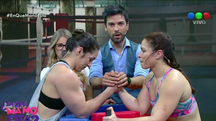 Video- fisicoculturista se rompioacute el brazo pulseando en el programa del Chino Leunis