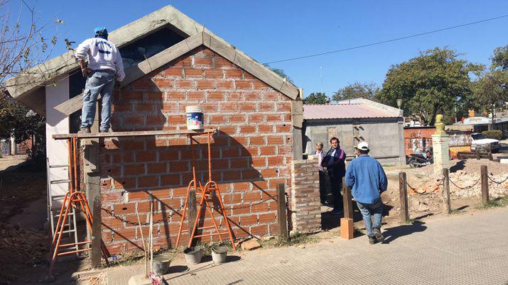 Maacutes obras en la Escuela Municipal de Artes Plaacutesticas Juanita Briones
