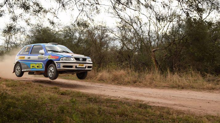 Rally Santiaguentildeo- Tintina vio volar a dos bandentildeos