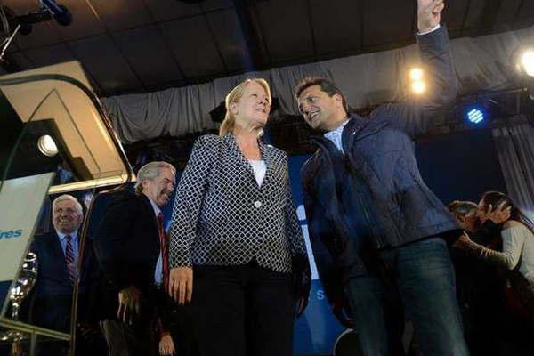 Massa y Stolbizer seraacuten candidatos a senadores de 1Paiacutes y Solaacute a diputado