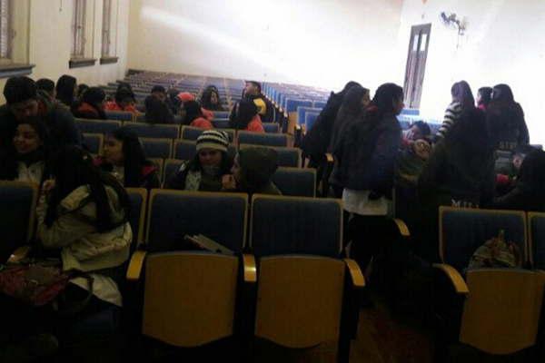 Confeccionan un diagnoacutestico del consumo de drogas 