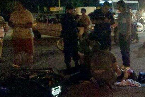 Saliacutea del boliche y fue atropellada por una motociclista en Aguirre 