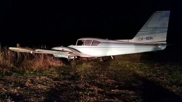 Bajaron a balazos una avioneta con media tonelada de marihuana