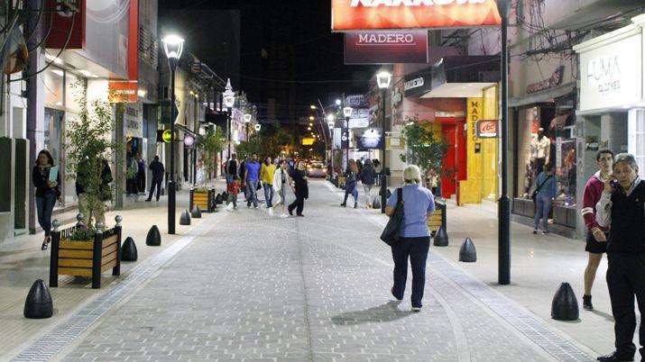 Se habilitoacute la semipeatonal en pleno centro de ciudad Capital