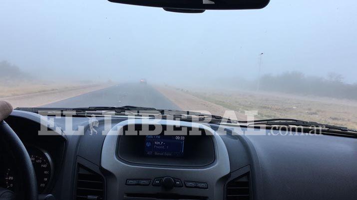 La neblina protagonista del saacutebado en Santiago