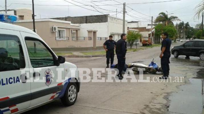 Dos mujeres fueron derribadas por motochorros