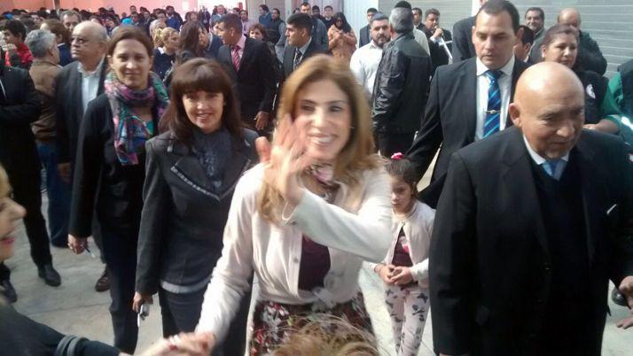 La gobernadora inauguroacute la muestra Creo Santiago