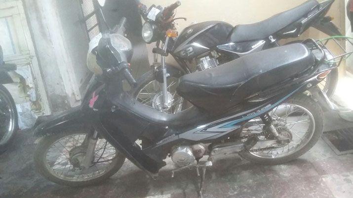 Robaron una moto pero para no ser atrapados la dejaron tirada