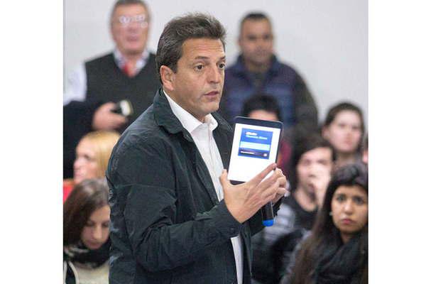 Sergio Massa reclamoacute un cambio en materia econoacutemica que ponga de pie a la Pyme 