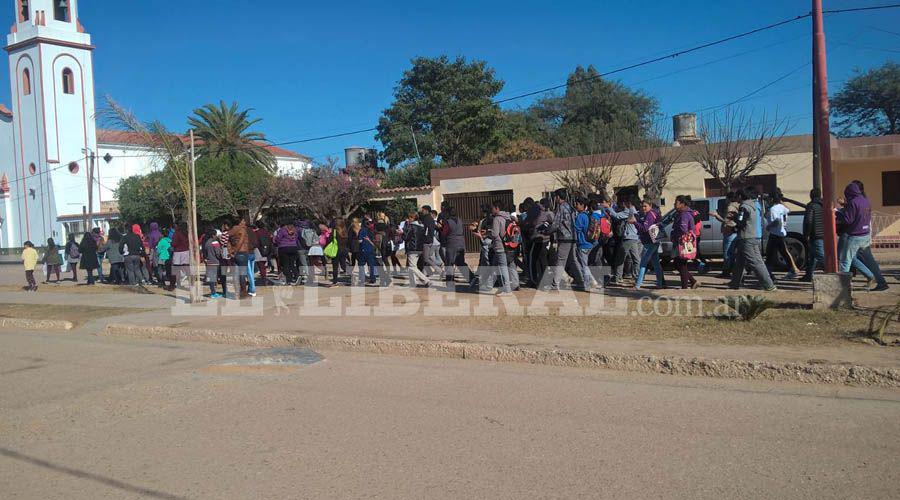 Incendiaron tres aulas en un colegio de Villa Atamisqui