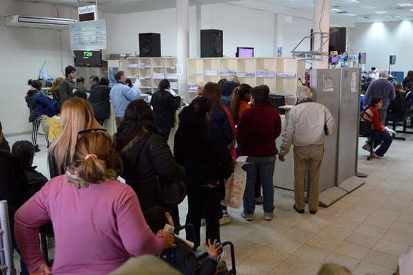 Anses- ampliacutean plazo para presentar la libreta de salud
