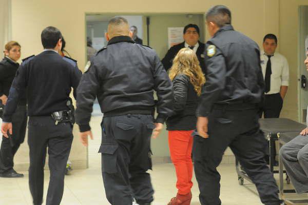 Camionero justiciero hirioacute con su escopeta a dos ladrones