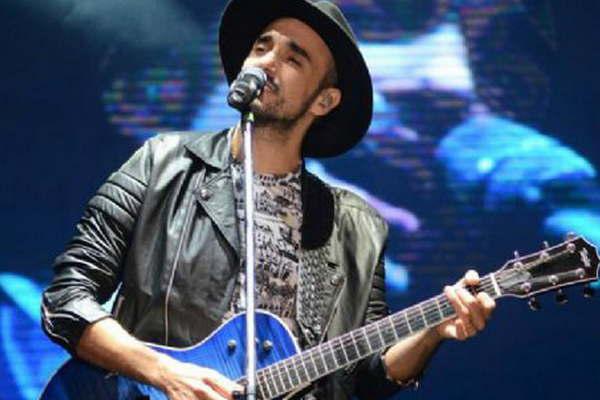 Abel Pintos halloacute la forma de decir lo que siente