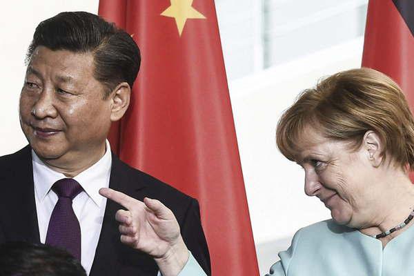 El G20 prepara una cumbre tensa con Merkel y Trump como protagonistas