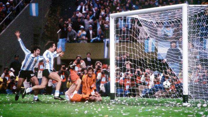 Impactante mensaje oculto en los arcos durante el Mundial 78 a la dictadura