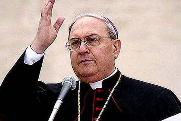 El papa Francisco enviaraacute al cardenal Leonardo Sandri para ver los lugares de conflicto en Ucrania