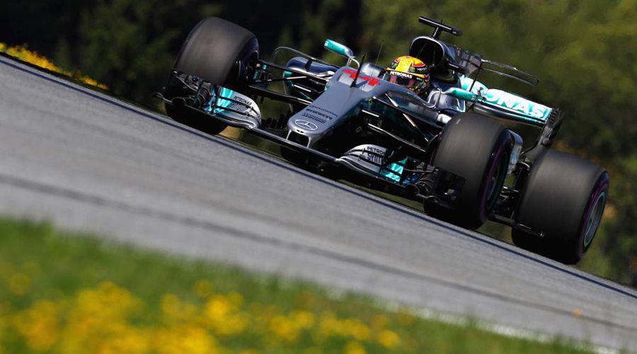Lewis Hamilton dominoacute los Libres1 con el Mercedes en Austria