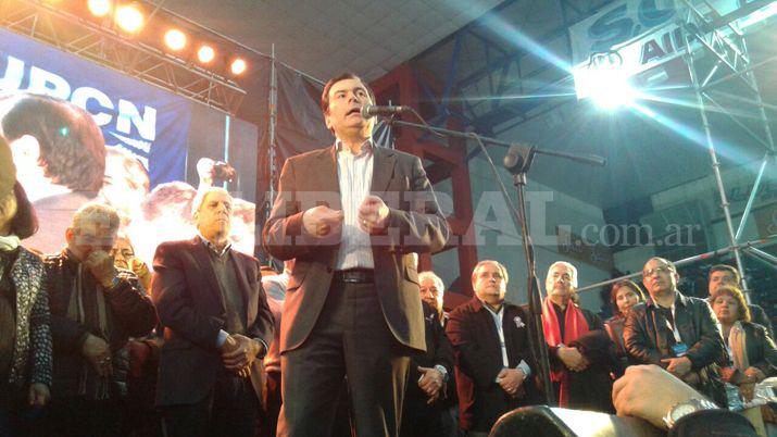 El senador Zamora y Neder cerraron el plenario de la CGT