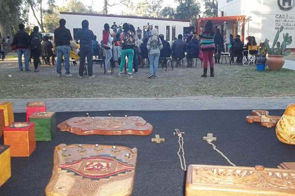 Mantildeana tendraacute lugar la Feria de Artesanos de la Casa del Bicentenario