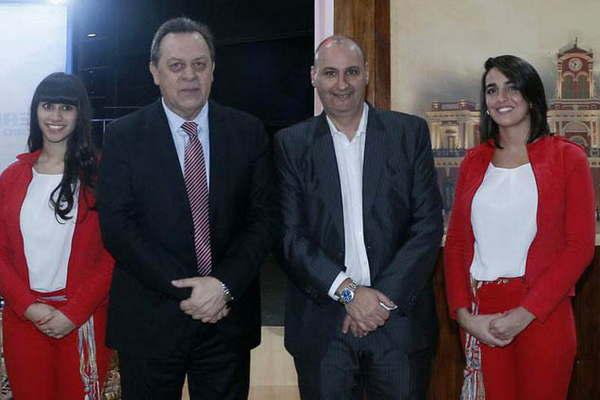 Exponen productos regionales en Caminos y Sabores