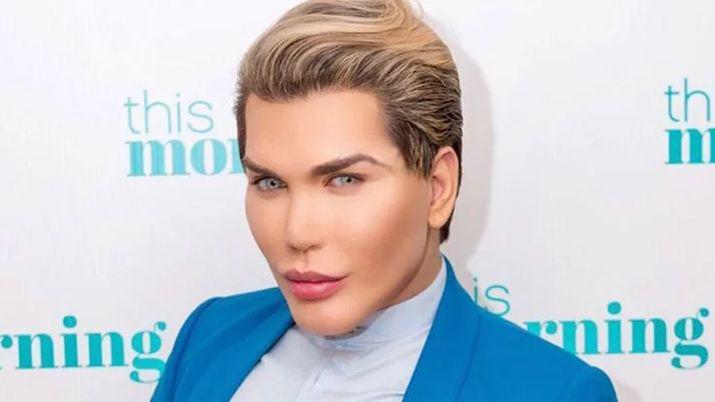 Al Ken humano se le infectoacute la nariz y se le podriacutea caer