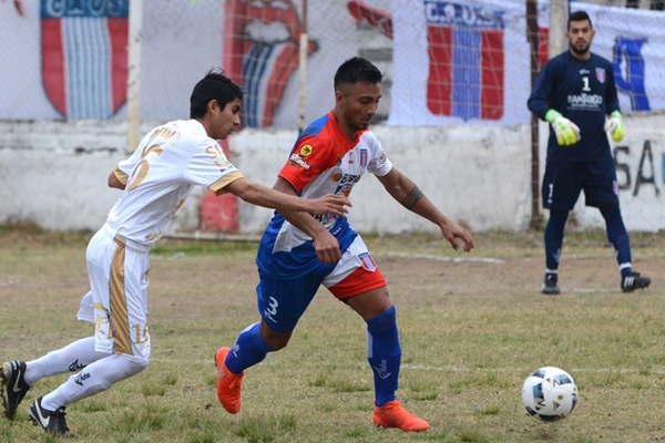 Goleada del Tricolor ante Central Argentino