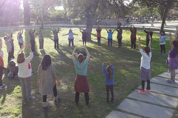 Se celebraraacute el Diacutea Mundial de las Danzas Circulares