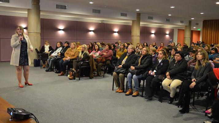 Destacan la participación de la mujer en espacios pblicos