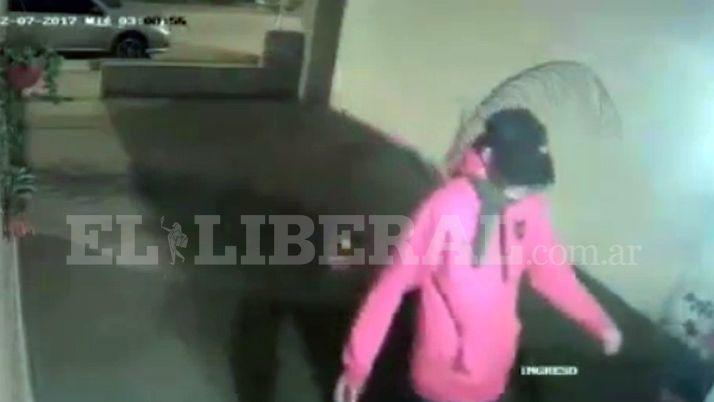 Video- continuacutea la ola de robos en el barrio Lomas del Golf