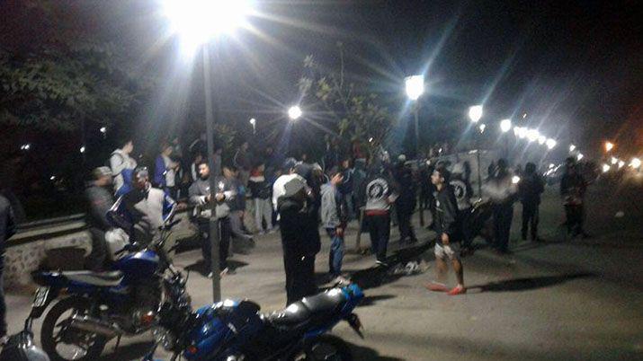 Hinchas de Central Córdoba provocan nuevos incidentes