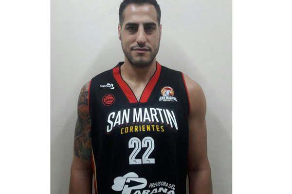 Tintorelli se vestiraacute de negro