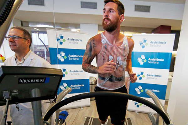 Messi regresoacute y ya se puso el overol 