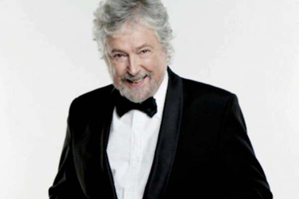 Carlos Nuacutentildeez Corteacutes abandonoacute Les Luthiers