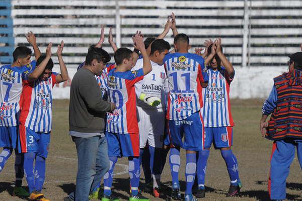 Sarmiento y el Tricolor  se roban toda la atencioacuten 