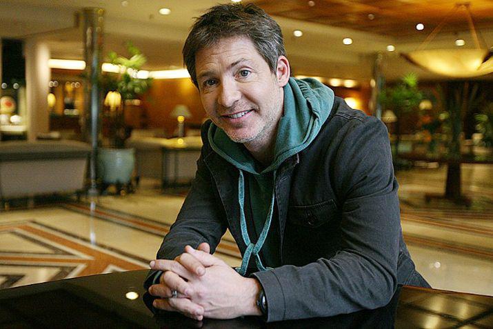 Denuncian por supuesto plagio a Adrin Suar