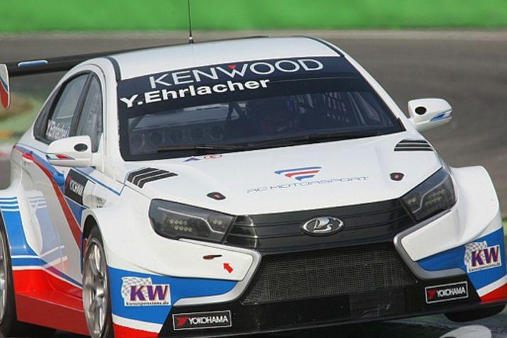 Yann Ehrlacher ganó la carrera de apertura