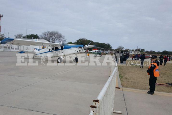 La comunidad santiagueña concurrió en gran nmero al aeropuerto de la Madre de Ciudades 