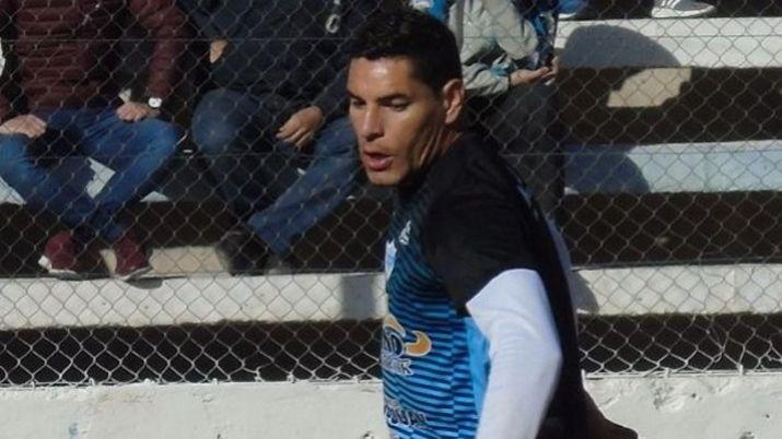 Teniacutea sexo con su amante con el auto en movimiento y perdioacute un brazo