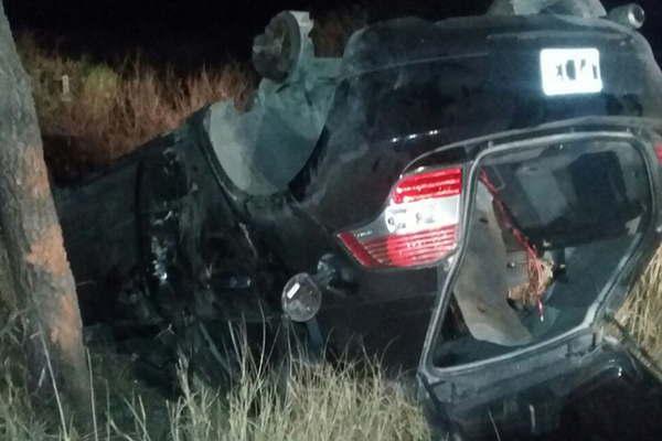 Hinchas de Mitre se salvan de milagro tras protagonizar espectacular vuelco en La Rioja