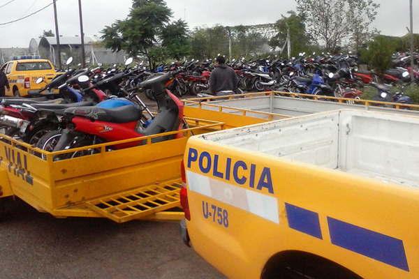 Ebrio circulaba en zig-zag con su camioneta por la ruta 9 y fue detenido